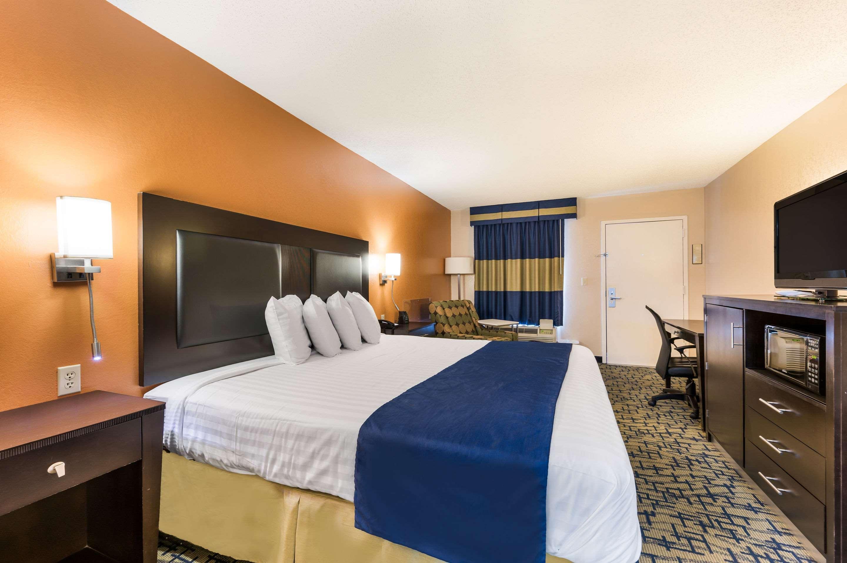Surestay Hotel By Best Western Meridian Esterno foto
